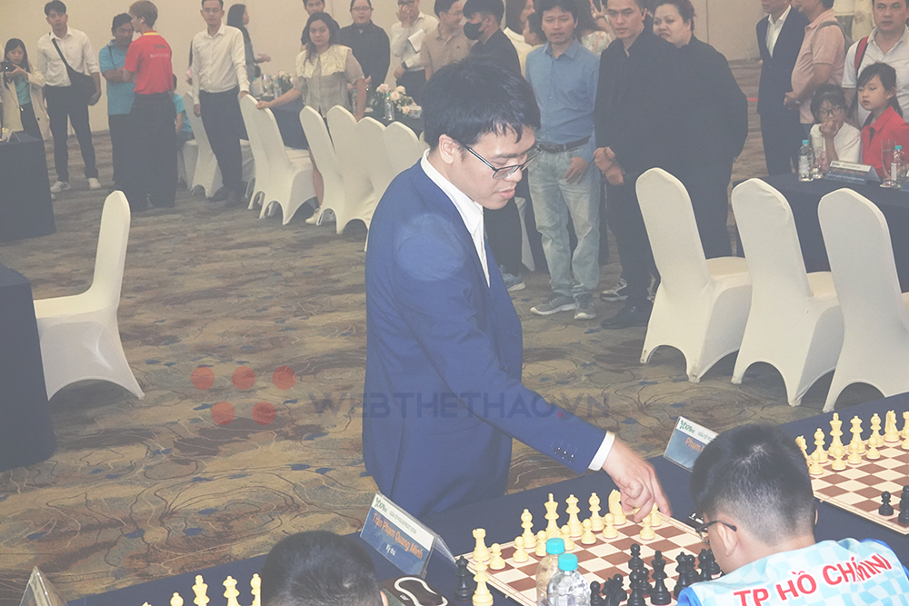 Lê Quang Liêm - Biểu Tượng của Sự Kiên Trì và Tài Năng Trong Làng Cờ Vua Quốc Tế